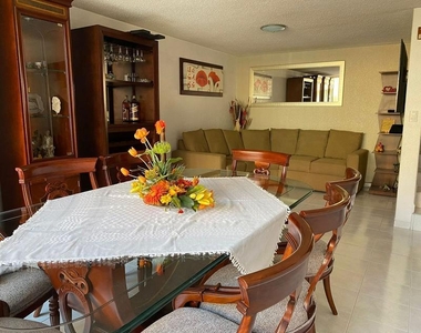 Casas en venta - 1m2 - 3 recámaras - Villa Quietud - $5,695,000