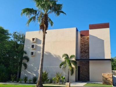 Residencia ubicada en Yucatán Country Club