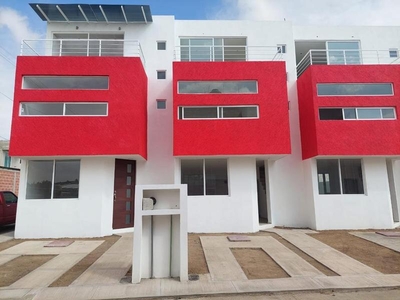 Casas en venta - 75m2 - 3 recámaras - Santa úrsula Zimatepec - $1,150,000