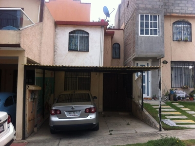 En Venta, EXCELENTE CASA AMPLIADA - 2 habitaciones - 2 baños - 93 m2