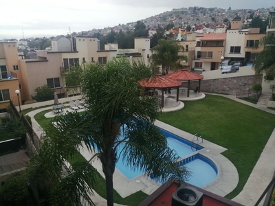 VENDO!!! PRECIOSA CASA EN FRACC CON ALBERCA, LOMAS DE CAPISTRANO, ATIZAPAN - 5 baños - 216 m2