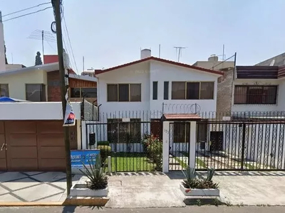 Gran Remate Bancario, Casa A La Venta En Paseos De Taxqueña