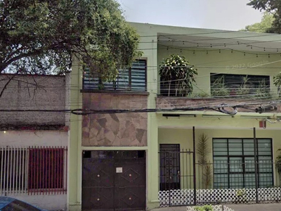 Venta De Casa En Tacuba, Miguel Hidalgo, Gran Oportunidad De Adquirir Tu Patrimonio A Precio De Remate Bancario