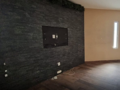 Casa a la venta de 3 pisos en Col del empleado por Costco Cuernavaca - 3 baños - 120 m2