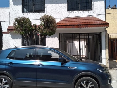 Casa en condominio en venta Jardines De Santa Cecilia, Tlalnepantla De Baz, Estado De México, México