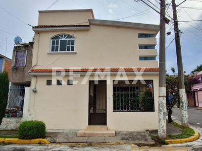Casa en venta Luisa Isabel Campos De Jiménez Cantú, Metepec