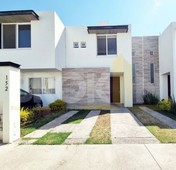 casa en venta en residencial alcázar circuito cartagena, al norte de ags