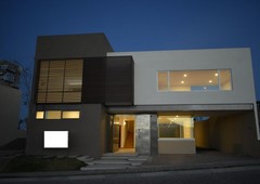 hermosa casa en venta nueva en parque jalisco, lomas de angelopolis