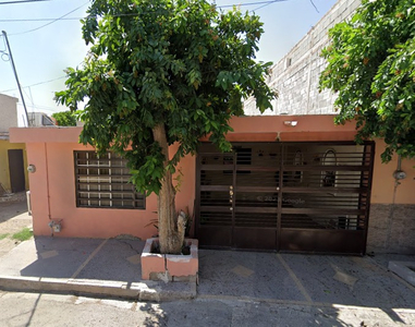 Casa En Venta En Col. Torreón Residencial, Torreón Coahuila Bp