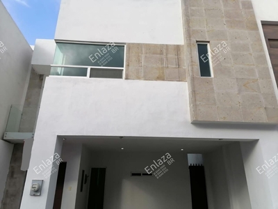 Doomos. Casa en Venta Cumbres Elite Premier