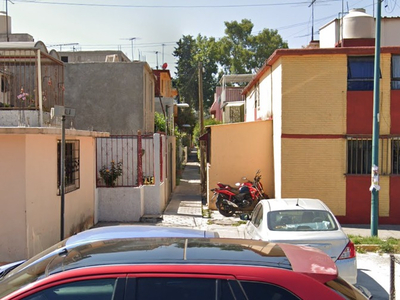 Remato Casa En: Olinalá, Culhuacan Ctm V, Coyoacán.