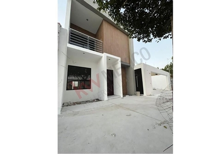 Casa en venta $2,500,000mxn en Colonia Santa Rosa con excelente ubicación cercana a Museo de Pancho Villa,