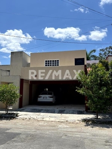 Casa en venta cerca de Altabrisa, La Florida, Mérida