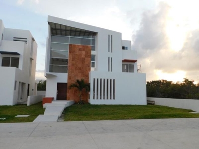 Casa en Venta en Cancun country club
