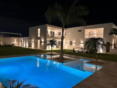 Casa en venta en Merida, con 1056 m2 de terreno. ¡Con piscina!