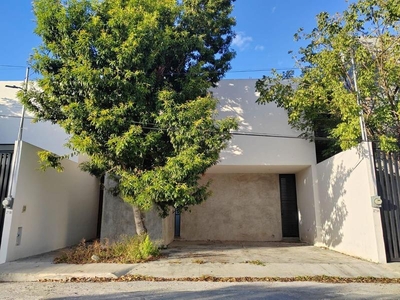 CASA EN VENTA EN MERIDA YUCATAN SANTA MARIA CHUBURNA