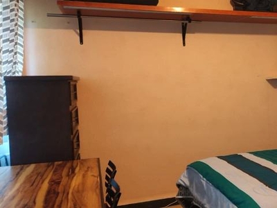 Habitación privada amoblada en departamento