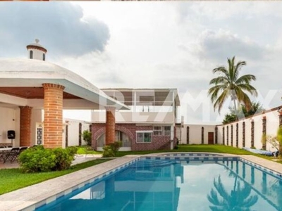 Venta de casa en Cocoyoc. - (3)