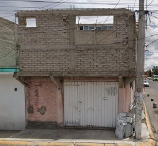 VENTA DE CASA EN REY NEZAHUALCOYOTL POR REMATE BANCARIO ADJUDICADA