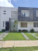 en venta casa en altozano