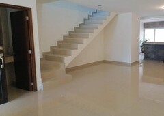 venta casa remodelada en lomas 2a secc