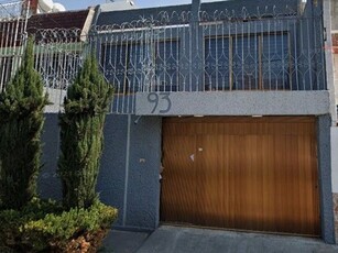 Casa en venta Plateros, Coatepec, Metropolitana 1ra Sección, Ciudad Nezahualcóyotl, Estado De México, México