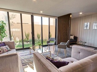 Doomos. CASA EN VENTA EN CUMBRES DEL LAGO JURIQUILLA UNA PLANTA TOWNHOUSE