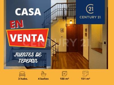 Acogedora y amplia casa en venta en Mirador 63, Fuentes De Tepepan