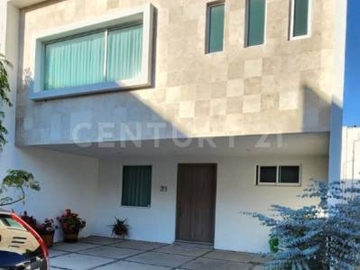 Venta Casa 3 Recamaras Fracc. Bosque San Diego, San Pedro Cholula, Puebla