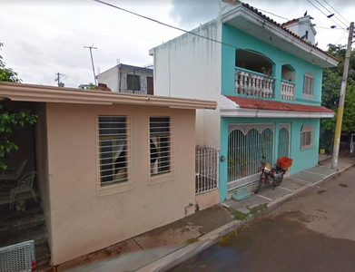 Casa En Remate Bancario En Infonavit Humaya, Culiacan, Sinaloa. (65% Debajo De Su Valor Comecial, Solo Recursos, Unica Oportunidad). -ekc