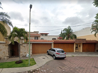 Casa En Remate Bancario En Rinconada Santa Rita, Guadalajara, Jalisco. (unica Oportunidad, Alta Plusvalia, 60% Debajo De Su Valor Comercial, Solo Recursos Propios)