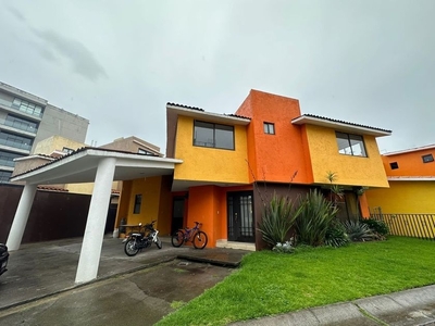 Casa en renta Real De Arcos, Metepec