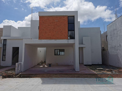 Casa En Venta En Mérida, Yucatán, Conkal.