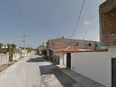 Casa Remodelada En Los Claveles Teran Ii Rescate Bancario Lh-mr