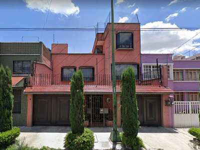Hermosa Casa De Remate Nueva Santa Maria Azcapotzalco-ahl