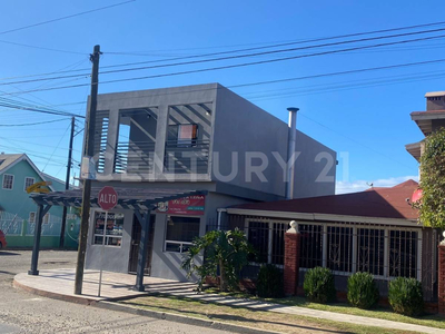 Local Comercial En Renta En Valle Dorado, Ensenada, Baja California