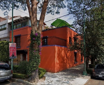 Preciosa Residencia Y A Un Costo Extraordinario En Centro De Coyoacan