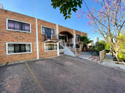 Se Vende Casa En Lomas Del Valle Con Complejo Departamental