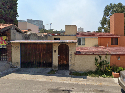 Casa en venta Calle Paseo Del Quetzal 200, Lomas Verdes 1ra Sección, Naucalpan De Juárez, Estado De México, México