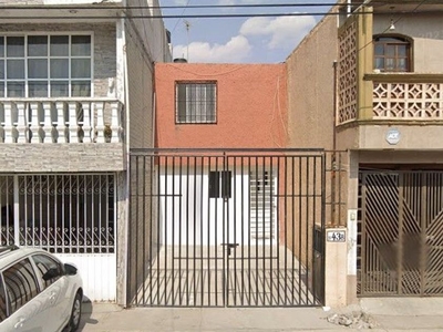 Casa en venta Hda. Las Amapolas 43b, Mz 035, Hacienda Real De Tultepec, Santiago Teyahualco, Estado De México, México