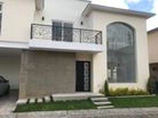 Casa en condominio en Venta Conjunto Diamante Lote 1
, Real De Arcos, Metepec