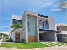 Doomos. Casa con espacios modernos en Punta Tiburón