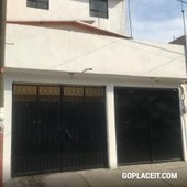 Casa en Venta en Ejercito De Agua Prieta, Iztapalapa - 5 recámaras - 4 baños