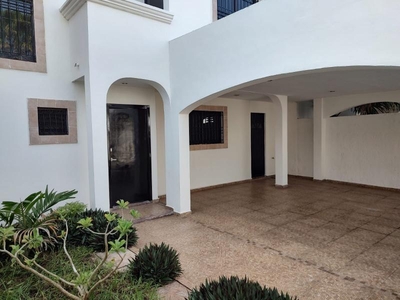 casas en renta - 200m2 - 3 recámaras - montes de amé - 15,000