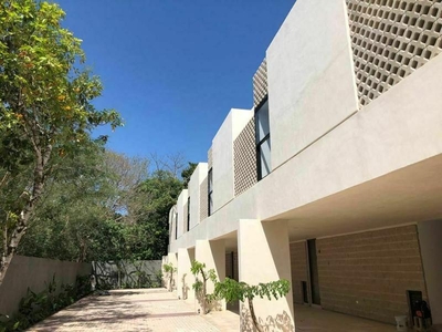 Casas en renta - 93m2 - 2 recámaras - Montes de Amé - $20,000