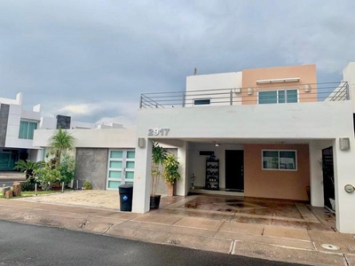 casas en venta - 209m2 - 3 recámaras - valle alto - 4,200,000