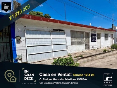 Casas en venta - 305m2 - 5 recámaras - Emiliano Zapata - $1,890,000