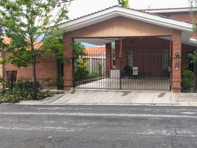 CASA EN VENTA COLINAS DE SAN JERONIMO MONTERREY