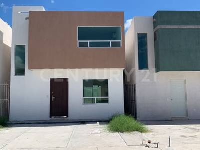 Renta Casa en Valle Azul en Apodaca Nuevo Leon