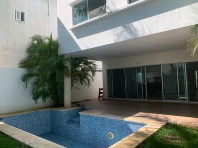 Casa En Renta En Residencial Cumbres Cancun